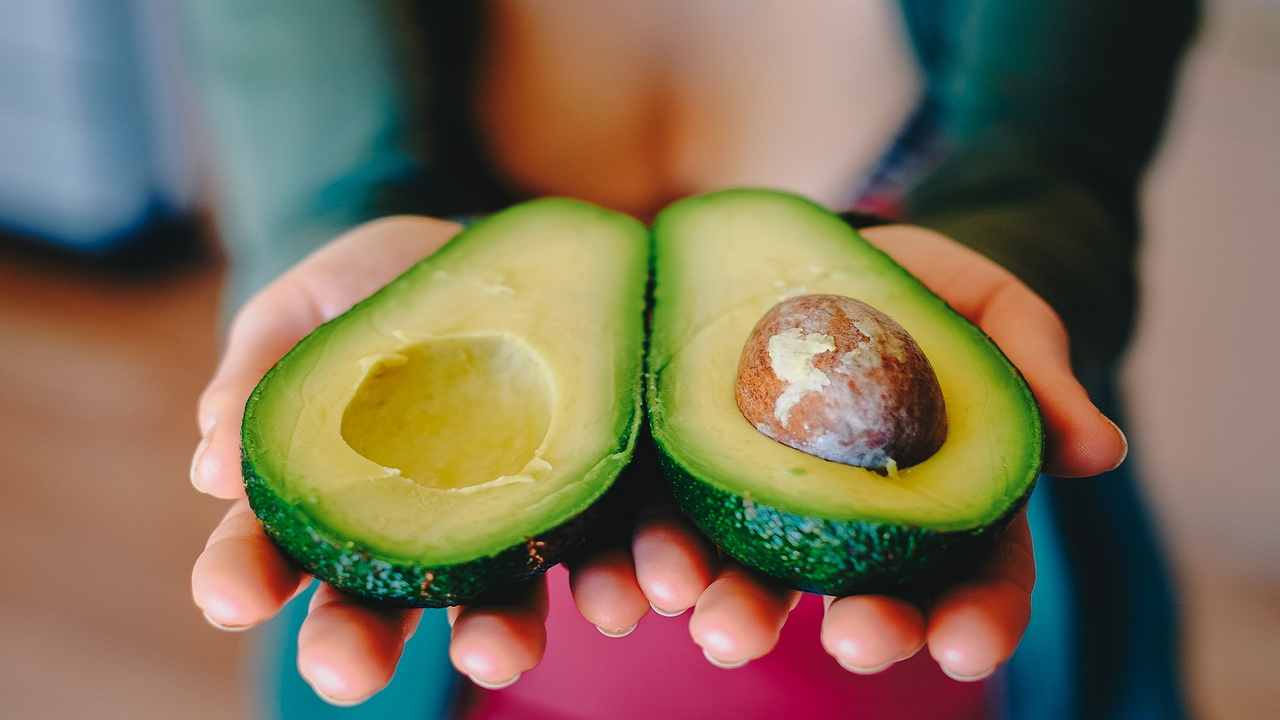 Avocado filled with Nutrition and Taste (Photo Courtesy: Pixabay)