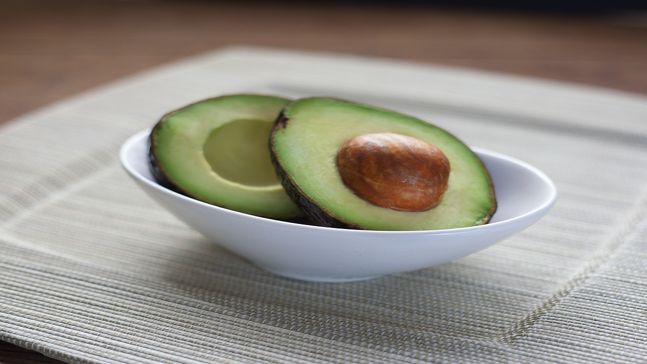 Avocado, nutritional power and useful for health (Photo Courtesy: Pixabay)