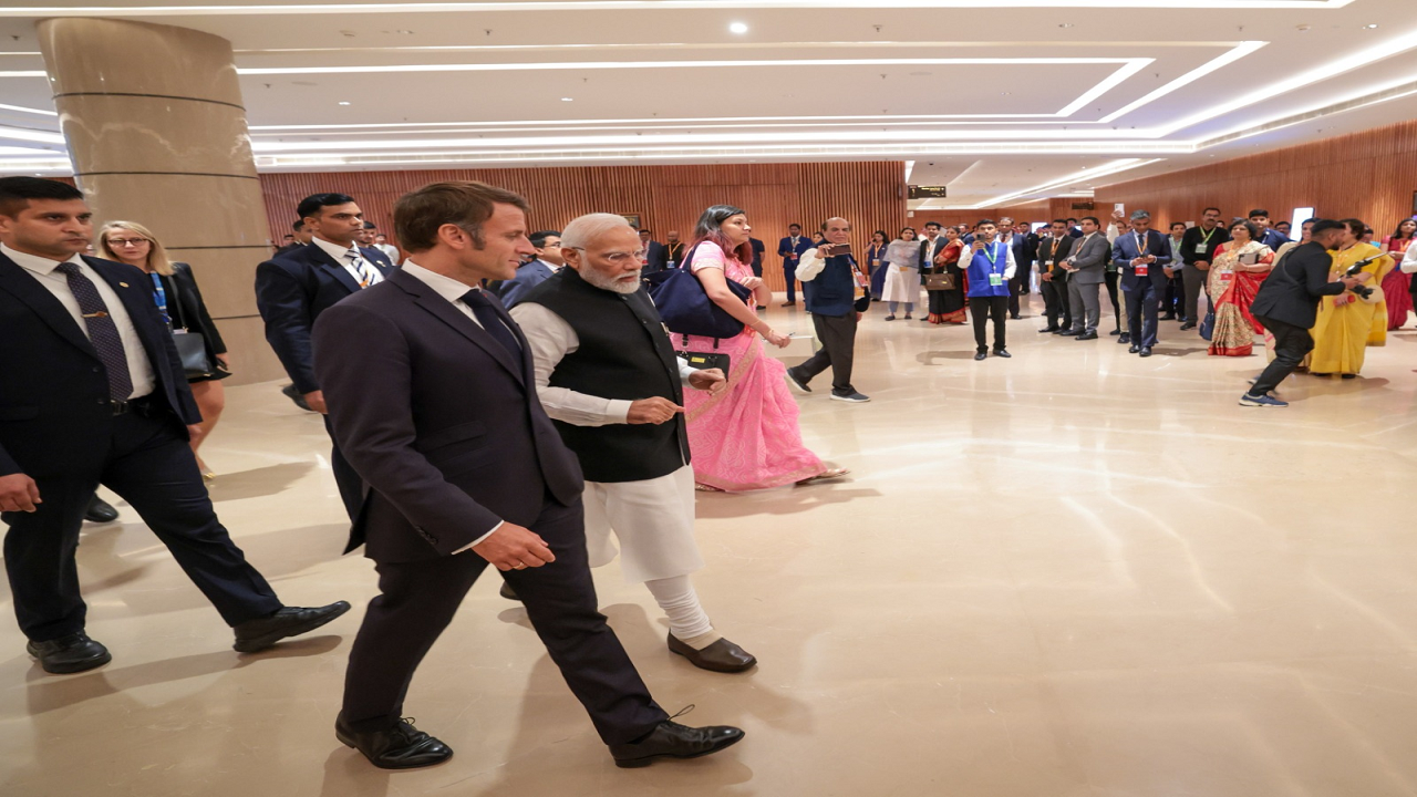 Indian Prime Minister Narendra Modi and French President Emmanuel Macron  (Photo Courtesy: @narendramodi/Twitter)