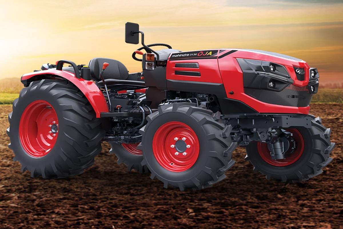 This Mahindra tractor features a robust three-cylinder engine that generates 36 HP power. (Photo: Mahindra Tractors)