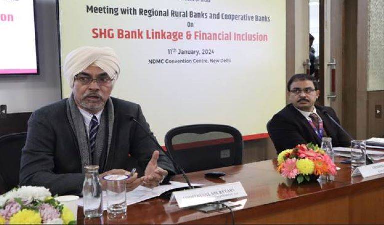 Ministry of Rural Development Takes Bold Stride Towards Empowering Women through SHG Bank Linkage & Financial Inclusion (Photo Source: PIB)