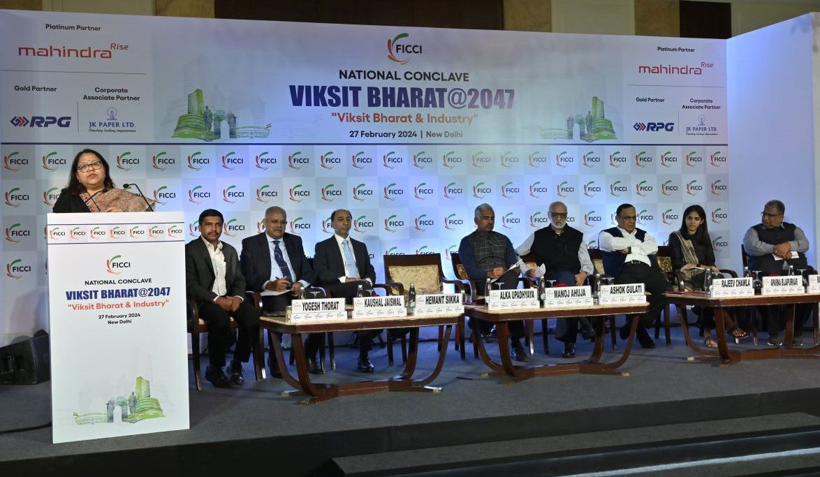 Alka Upadhyaya, Secretary, Department of Animal Husbandry & Dairying, Ministry of Fisheries, Animal Husbandry & Dairying addressing the people at VIKSIT BHARAT@2047 National Conclave