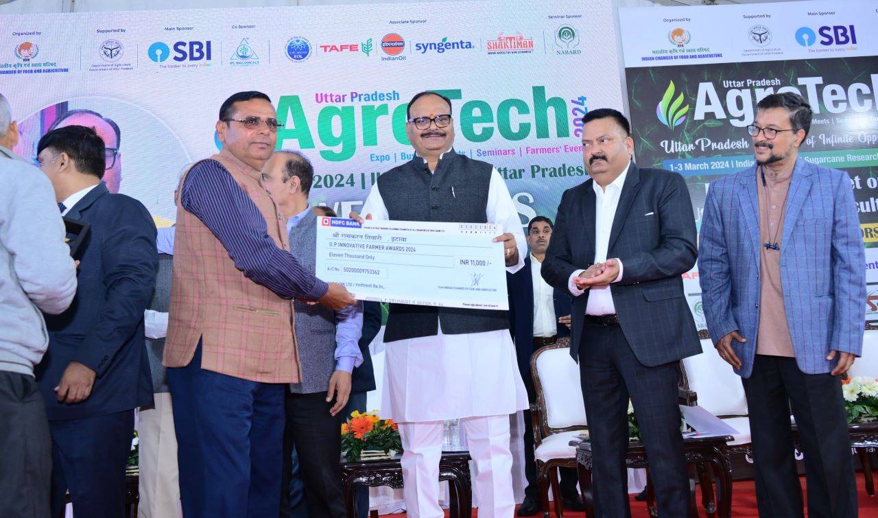 UP Agro Tech-2024: Ramkaran Tiwari Presented with 'Innovative Farmer Award' for Successful Potato Cultivation