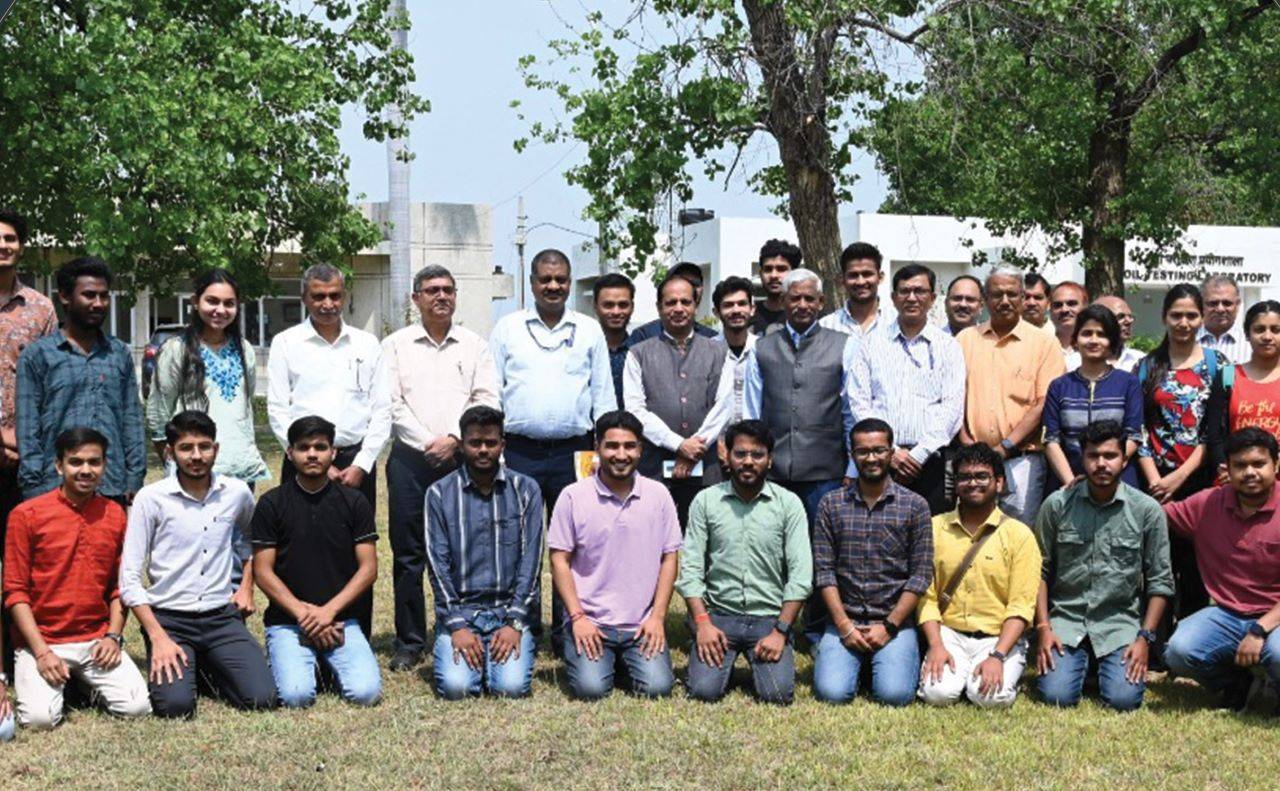 Dr. Himanshu Pathak, ICAR- DG Interacted with Students of IARI Lucknow Hub at ICAR-IISR, Lucknow (Photo Source: ICAR)