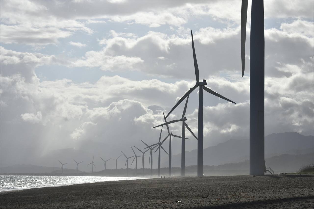 Wind and Solar Power Exceed 30% of Global Electricity (Photo Source: Pexels.com)