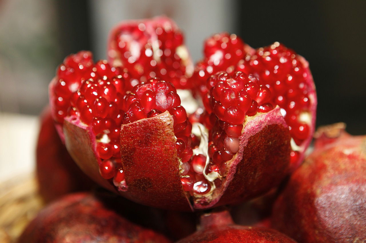 Pomegranate is the Crowned Jewel of 2024                                                                                                        Source: Pixabay