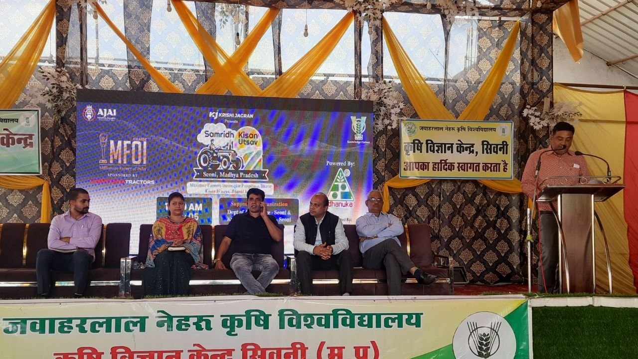 Experts at MFOI Samridh Kisan Utsav in Seoni, Madhya Pradesh