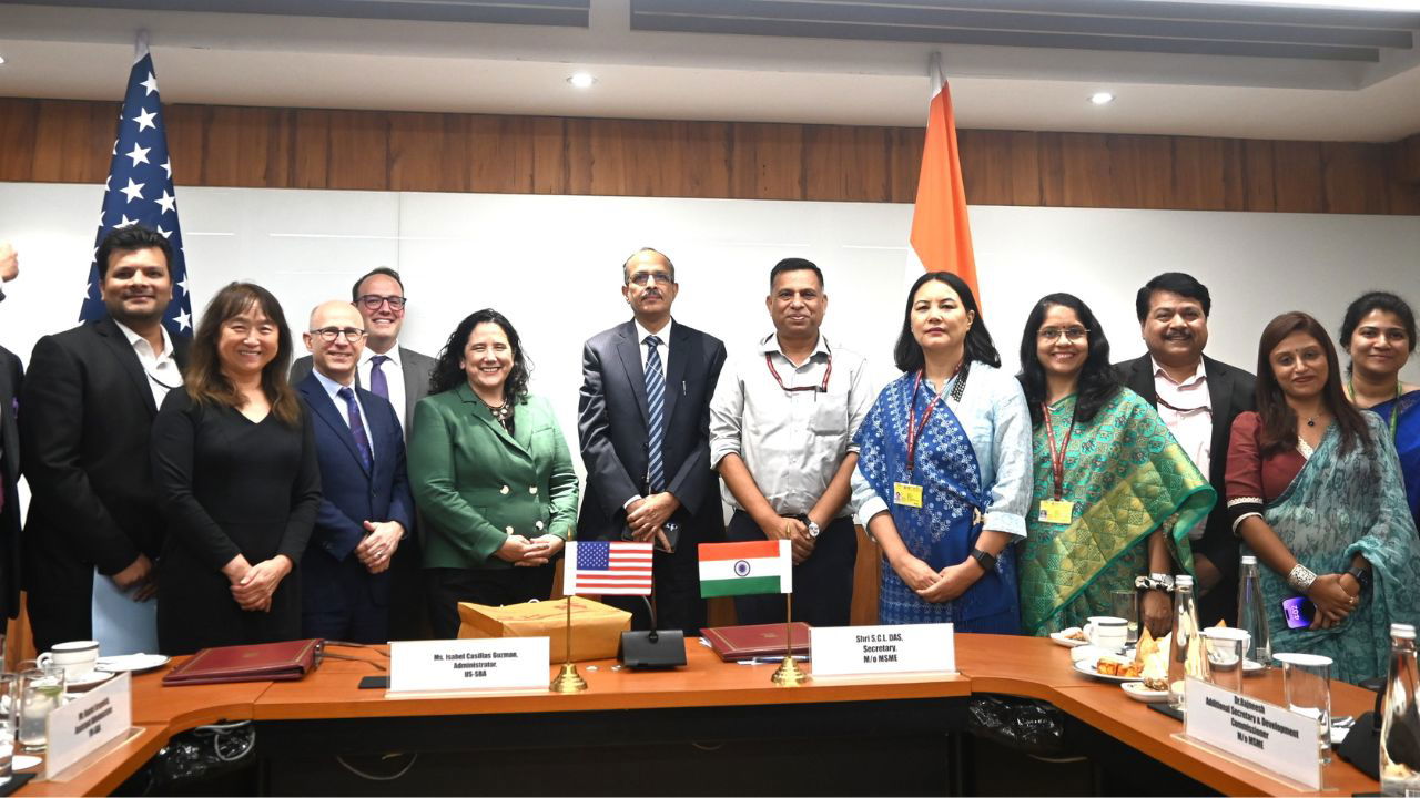 Officials of Ministry of MSME, Small Business Administration, USA Govt at MoU Signing Ceremony